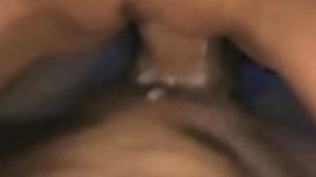 En 2: 37 Cuando Ella Ligeramente Se Inclina Sobre Aquellos Tetas Se Ven Genial!!..