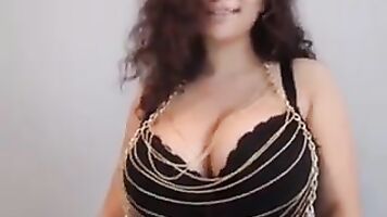 chica increíblemente gruesa y caliente
