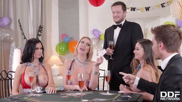 Cathy Heaven, Jasmine Jae y Leigh Darby en un grupo de sexo hardcore épico
