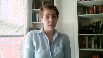 Estudiante Strapon contra Maestro