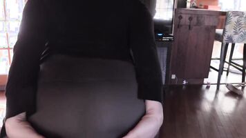 Llenar el agujero en los pantalones de Yoga de Ama de CASA